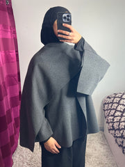 Veste cape gris foncé